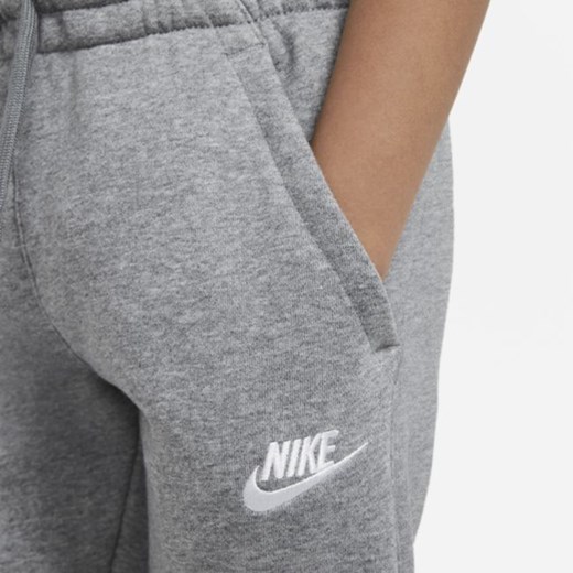 Spodnie z dzianiny dresowej dla dużych dzieci (chłopców) Nike Sportswear Club - Nike M promocyjna cena Nike poland