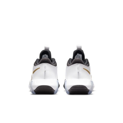 Buty do koszykówki dla dużych dzieci Nike Air Zoom Crossover - Biel Nike 38.5 wyprzedaż Nike poland