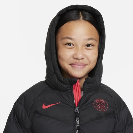 Kurtka dziewczęca Nike czarna na zimę 