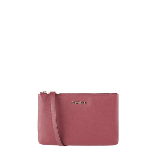 Listonoszka Calvin Klein matowa czerwona