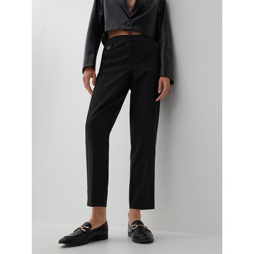 Reserved - Eleganckie spodnie z kantem - Czarny Reserved XS wyprzedaż Reserved