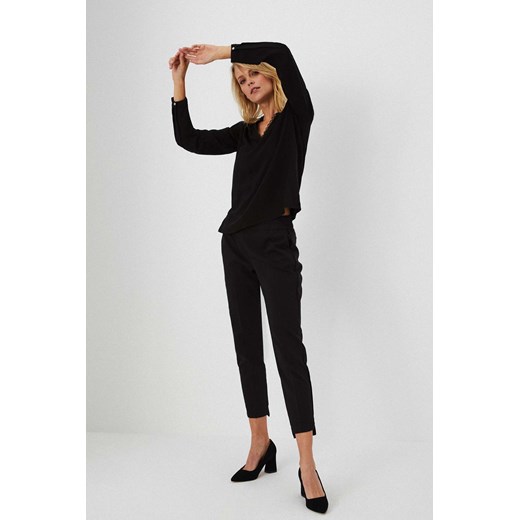 Bluzka damska Moodo.pl czarna z długimi rękawami z długim rękawem 