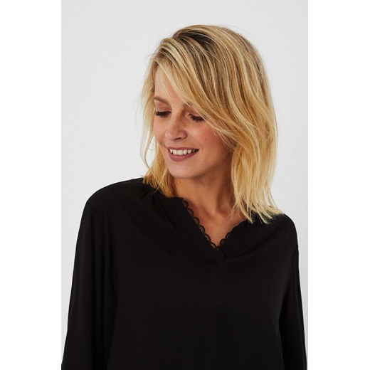 Bluzka damska Moodo.pl z dekoltem v czarna z długimi rękawami z długim rękawem 
