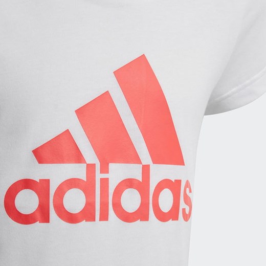 Koszulka dziewczęca Must Haves Badge of Sport Adidas 128cm promocyjna cena SPORT-SHOP.pl