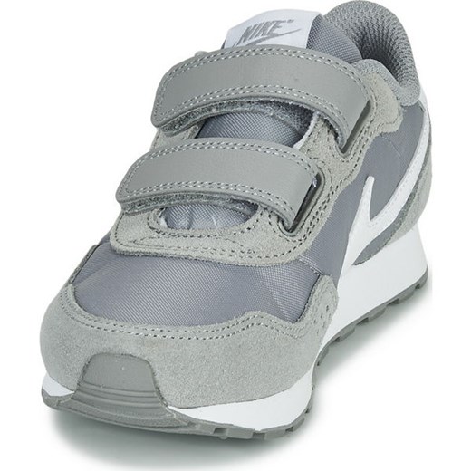 Buty dziecięce MD Valiant V Nike Nike 32 okazja SPORT-SHOP.pl
