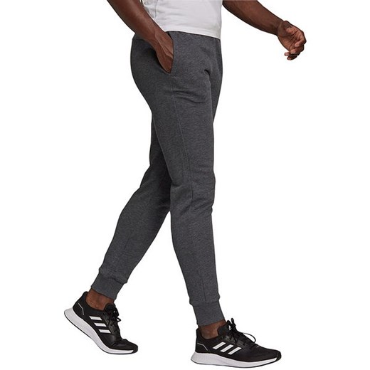 Spodnie dresowe damskie Essentials Slim Tapered Cuffed Linear Logo Adidas L okazja SPORT-SHOP.pl