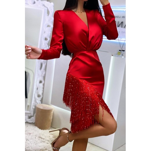 Sukienka IVET casualowa mini czerwona dopasowana z dekoltem w serek 
