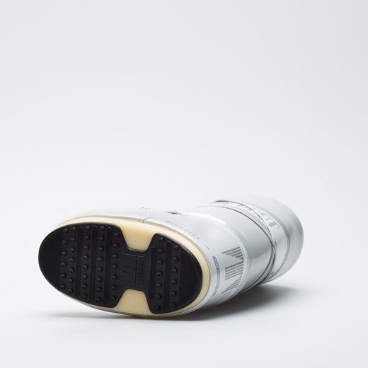 Śniegowce damskie Moon Boot casualowe srebrne na płaskiej podeszwie 