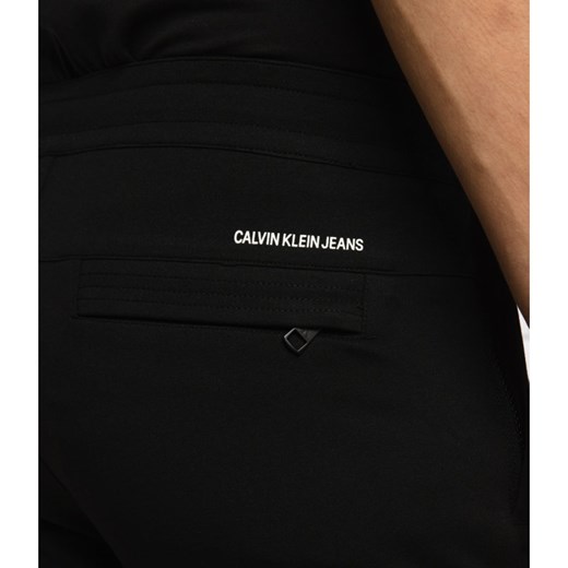 CALVIN KLEIN JEANS Spodnie | Regular Fit L promocyjna cena Gomez Fashion Store