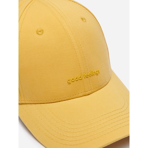 Bawełniana czapka z daszkiem i aplikacją - Żółty House M promocja House