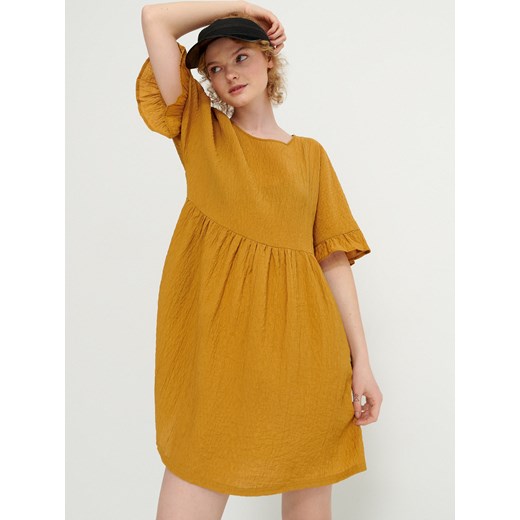 Sukienka babydoll ze strukturalnej tkaniny - Żółty House M/L okazja House