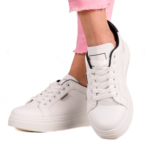 Buty sportowe damskie CzasNaButy sneakersy białe na płaskiej podeszwie wiązane 