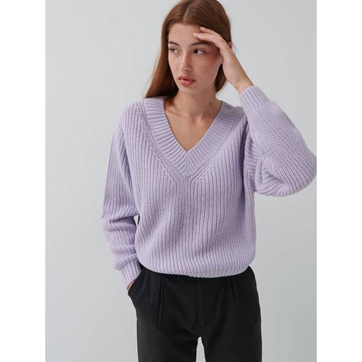 Sweter z dekoltem w serek - Fioletowy House M promocyjna cena House