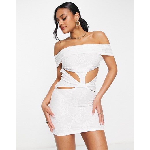 Lioness – Biała koronkowa sukienka mini z wycięciami-Biały Lioness 40 wyprzedaż Asos Poland