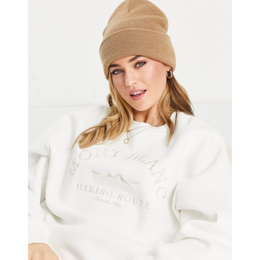 Stradivarius – Bluza w kolorze ecru z haftem „Mont Blanc”-Biały M Asos Poland