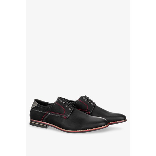 Czarne buty wizytowe sznurowane Badoxx MXC422 43 wyprzedaż Casu.pl