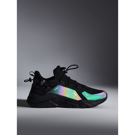 Cropp - Sneakersy z efektem reflective - czarny ze sklepu Cropp w kategorii Buty sportowe męskie - zdjęcie 130116760