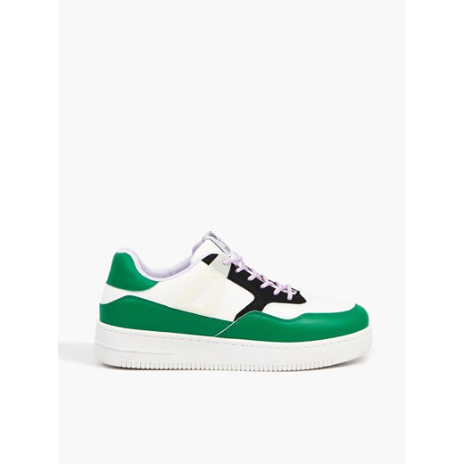Cropp - Sneakersy z kolorowymi panelami - Zielony Cropp 39 Cropp