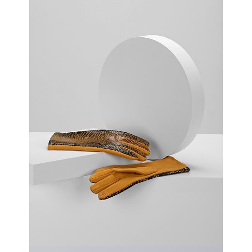 Musztardowe rękawiczki z motywem wężowej skórki ze sklepu Molton w kategorii Rękawiczki damskie - zdjęcie 130217150