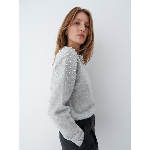 Mohito - Sweter z perełkami Eco Aware - Jasny szary Mohito S Mohito okazyjna cena