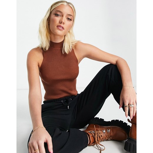 Stradivarius – Dzianinowy top bez rękawów w czekoladowym kolorze-Brązowy L Asos Poland