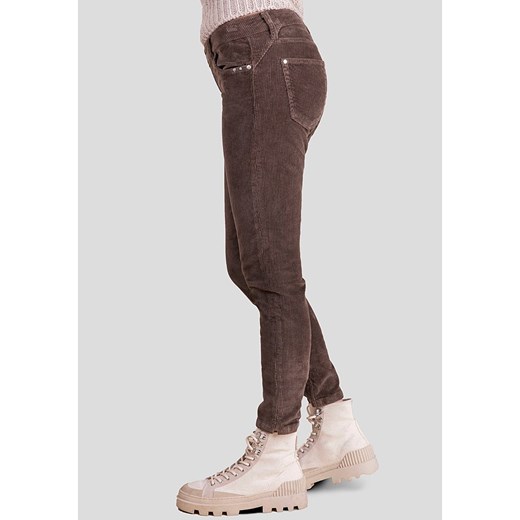 Spodnie sztruksowe "Chloe" - Skinny fit - w kolorze brązowym Blue Fire W29/L29 okazja Limango Polska