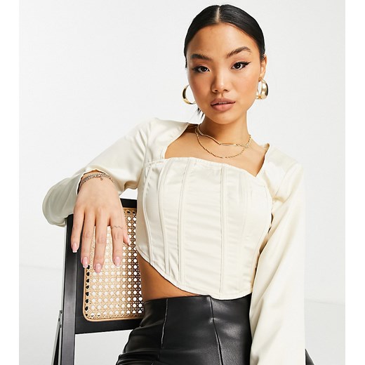 Missguided Petite – Gorsetowy top z ozdobnym wycięciem z kremowej satyny-Biały 40 Asos Poland