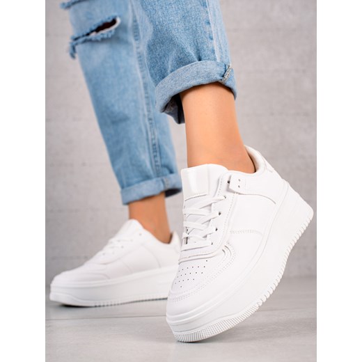 MODNE SNEAKERSY NA SZEROKIEJ PLATFORMIE 38 czasnabuty.pl