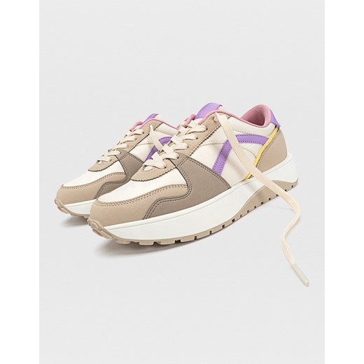 Stradivarius – Pastelowe buty sportowe na grubej podeszwie z blokami 37 Asos Poland