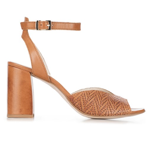 Damskie sandały z tłoczonej skóry jasny brąz ze sklepu WITTCHEN w kategorii Sandały damskie - zdjęcie 132430234
