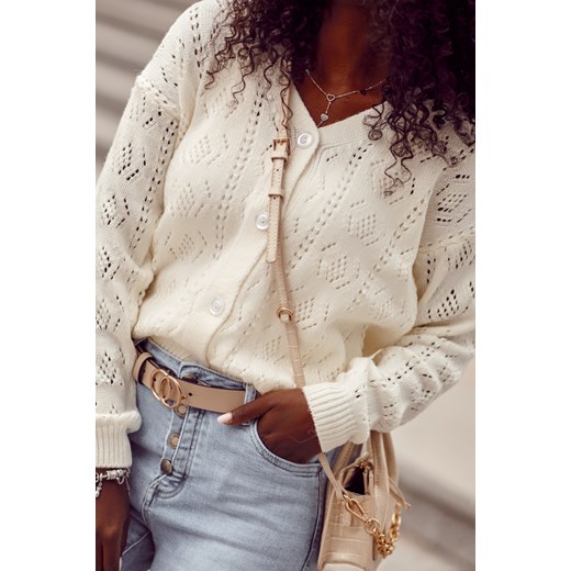 Ażurowy sweter rozpinany kremowy 3211035 UNIW fasardi.com