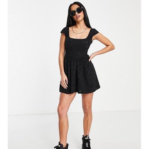ASOS DESIGN Petite – Czarna sukienka gorsetowa mini z haftem angielskim-Black 40 Asos Poland