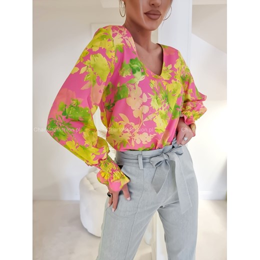 Bluzka wzorzysta kwiatowa neonowa ze ściągaczem na rękawach C461 By Me L/40 Charlotte Fashion