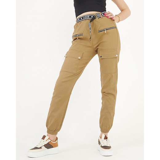 Beżowe damskie spodnie typu bojówki z kieszeniami - Odzież Royalfashion.pl S/M - 37 royalfashion.pl
