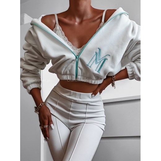 Bluza dresowa biała z kapturem CY420 La Manuel ONE SIZE Charlotte Fashion