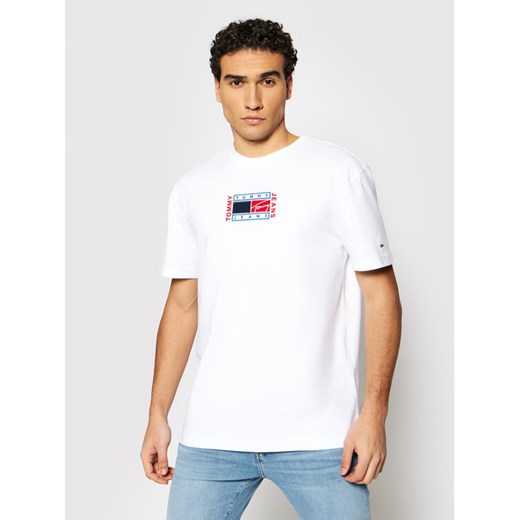 T-Shirt Tjm Timeless Flag Tee DM0DM10621 Biały Regular Fit Tommy Jeans M wyprzedaż MODIVO