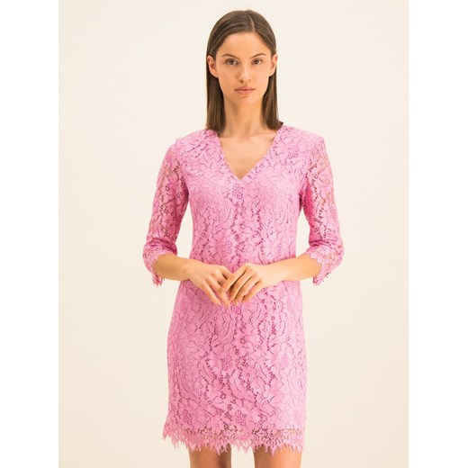 Sukienka koktajlowa W01K76 WCLT0 Różowy Regular Fit Guess XS promocyjna cena MODIVO