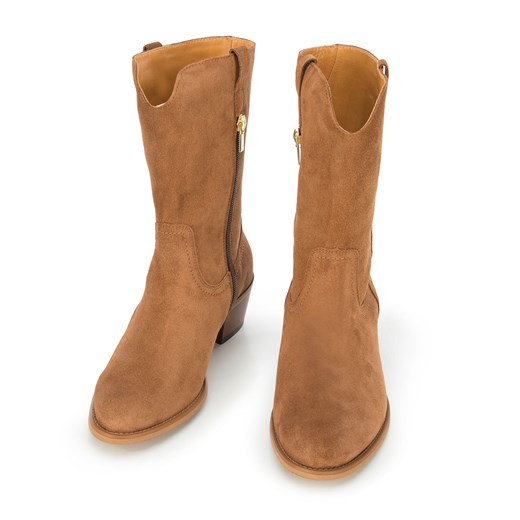 Botki WITTCHEN casual na wiosnę na zamek 