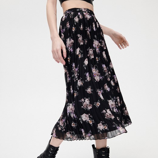 Cropp - Spódnica midi w róże - Czarny Cropp XS promocja Cropp