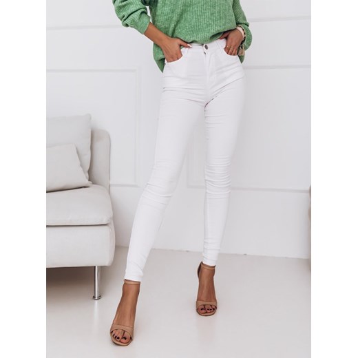 Białe dopasowane spodnie Leondraa - biały Pakuten M okazja pakuten.pl
