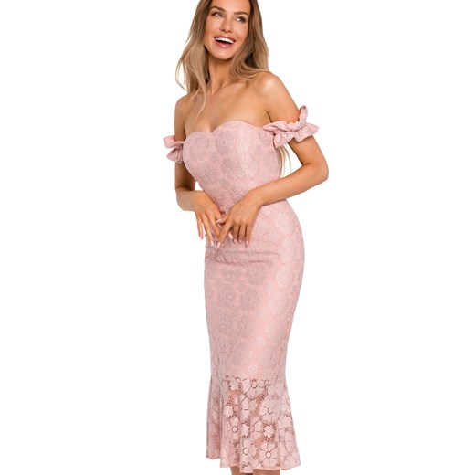 Sukienka koronkowa dopasowana rybka z odkrytymi ramionami różowa S Sukienki.shop