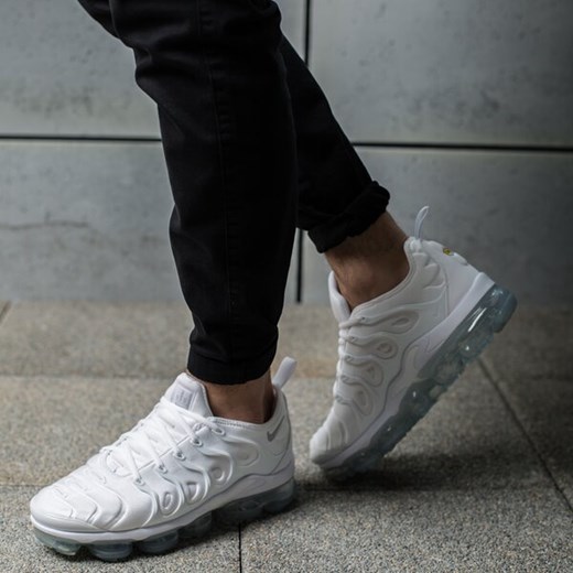 NIKE AIR VAPORMAX PLUS Nike 44 Sizeer