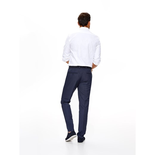 Spodnie męskie eleganckie od garnituru ze strukturalnej tkaniny Top Secret 31 Top Secret wyprzedaż