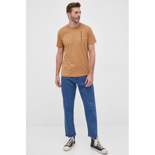 Calvin Klein Jeans t-shirt bawełniany kolor brązowy z nadrukiem M ANSWEAR.com