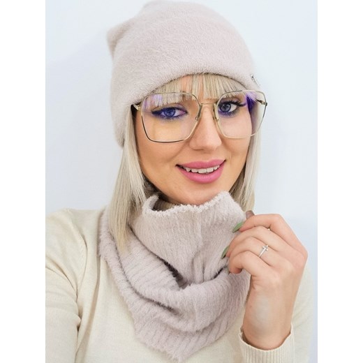 Komplet Czapka + Komin Alpaka Pudrowy Róż Madelinefashion OS madelinefashion.pl