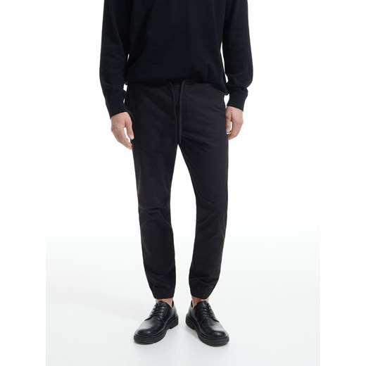 Reserved - Joggery z elastyczną talią - Czarny Reserved M Reserved