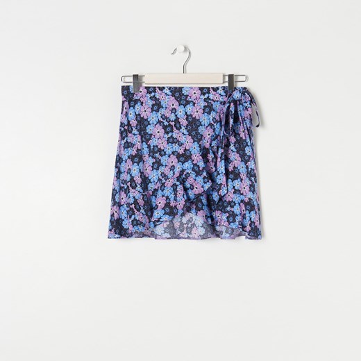 Sinsay - Spódnica mini w kwiaty - Wielobarwny Sinsay S Sinsay