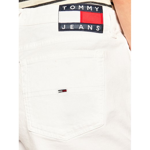 Tommy Jeans Szorty jeansowe DW0DW08281 Biały Slim Fit Tommy Jeans 24 okazja MODIVO