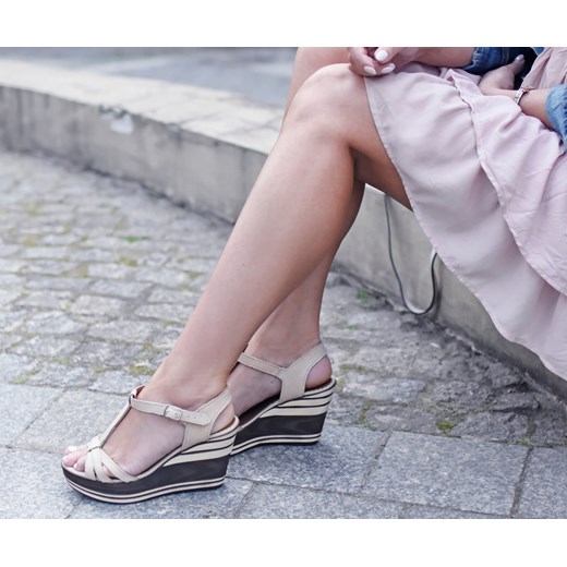 sandałki na koturnie - skóra naturalna - model 354 - kolor beżowy Zapato 36 zapato.com.pl