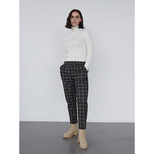 Reserved - Spodnie z kantem - Wielobarwny Reserved 34 wyprzedaż Reserved